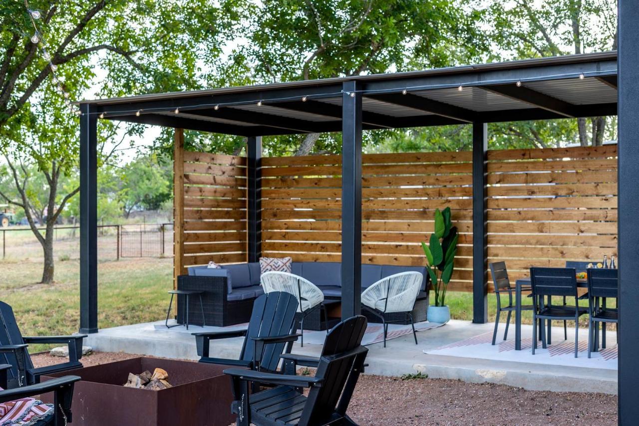 フレデリックスバーグ Container Haus Pet Friendly With Cowboy Poolヴィラ エクステリア 写真