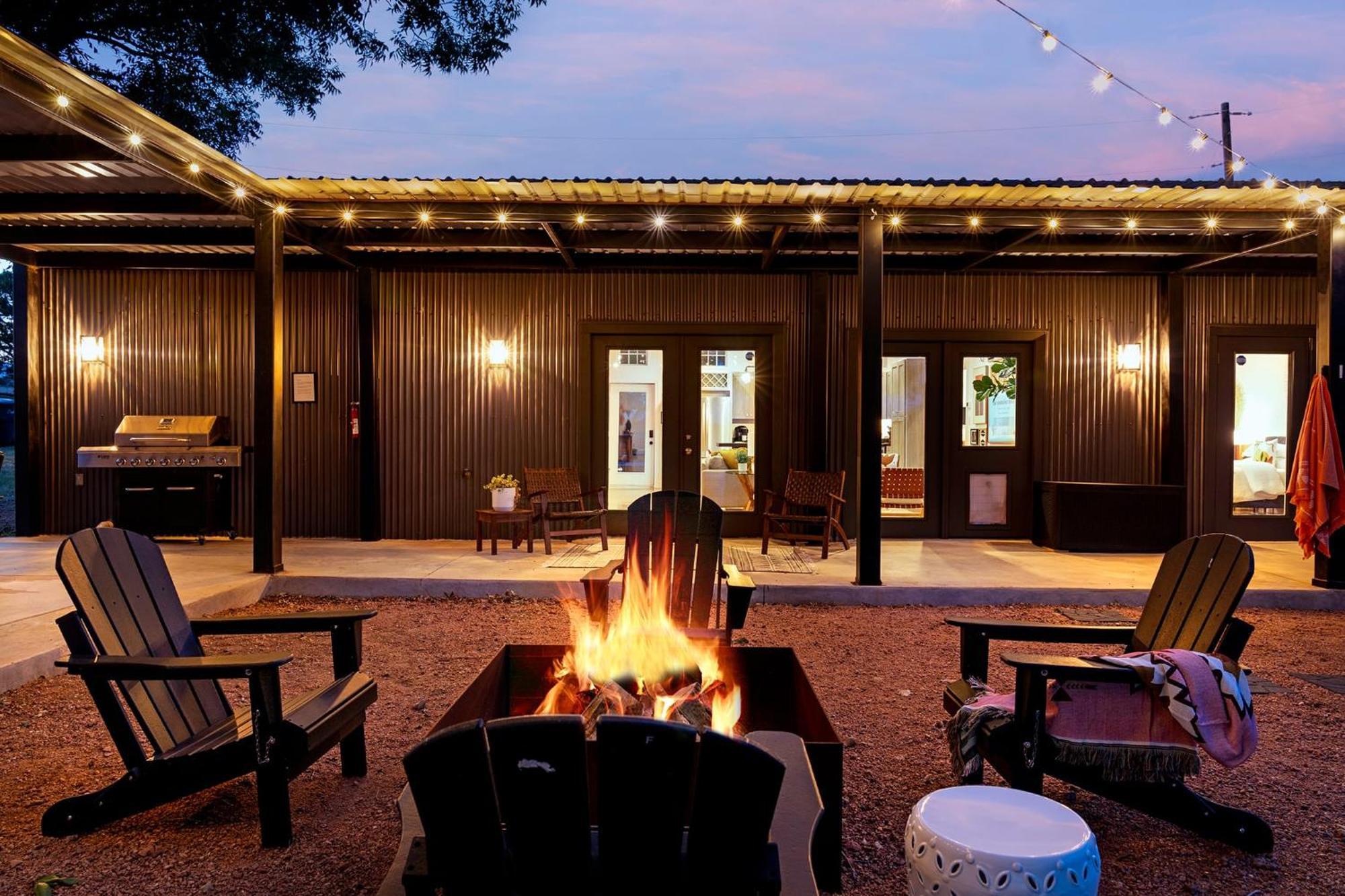 フレデリックスバーグ Container Haus Pet Friendly With Cowboy Poolヴィラ エクステリア 写真