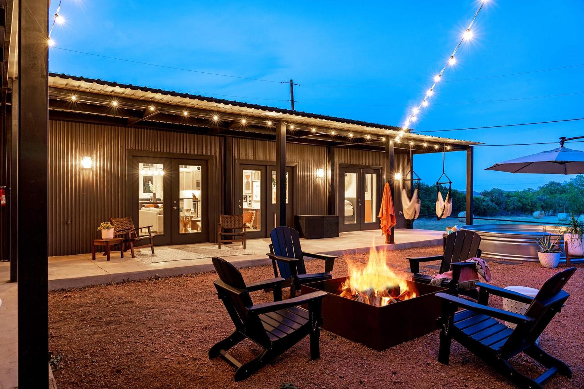 フレデリックスバーグ Container Haus Pet Friendly With Cowboy Poolヴィラ エクステリア 写真